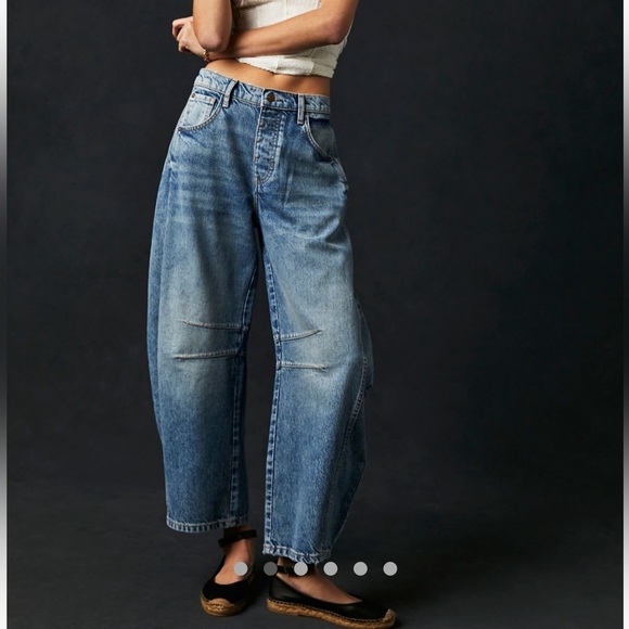 We The Free Denim - We The Free Good Luck Mid-Rise Barrel Jeans Ultra Light Beam Size 30 Short